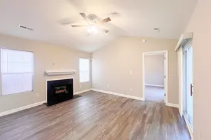 7 Bailess Ct, Greer, SC 29650 - Photo 2