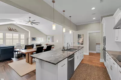 106 W Park Avenue, Greenville, SC 29601 - Photo 10