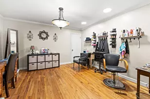 605 W Lee Rd, Taylors, SC 29687 - Photo 12