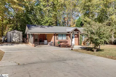 118 Iris Drive, Easley, SC 29642 - Photo 2