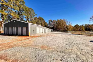 105 Henry St, Laurens, SC 29360 - Photo 4