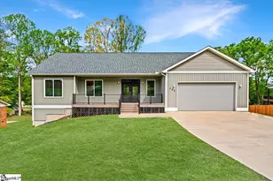 308 Pineridge Dr, Spartanburg, SC 29303 - Photo 1