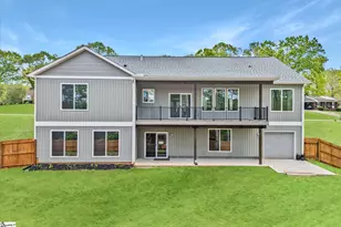 308 Pineridge Dr, Spartanburg, SC 29303 - Photo 2