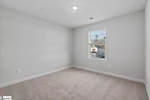 581 Cozy Blf Rd, Spartanburg, SC 29301 - Photo 12