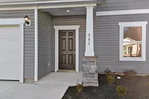 581 Cozy Blf Rd, Spartanburg, SC 29301 - Photo 2