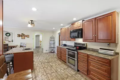 229 Falling Creek Road, Spartanburg, SC 29301 - Photo 8