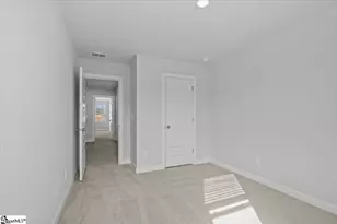 427 Blissful Ct, Taylors, SC 29687 - Photo 10