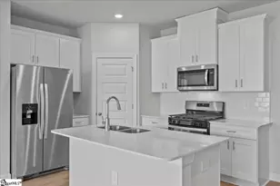 427 Blissful Ct, Taylors, SC 29687 - Photo 6