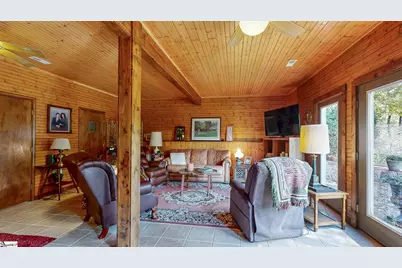 2111 Moorefield Memorial Highway, Pickens, SC 29671 - Photo 32