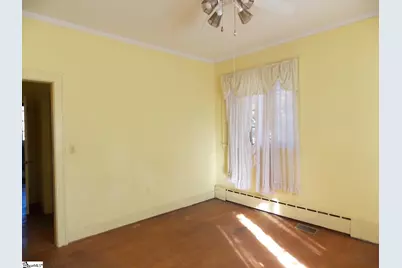 905 E Greenville Street, Anderson, SC 29621 - Photo 12