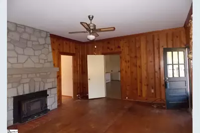 905 E Greenville Street, Anderson, SC 29621 - Photo 8