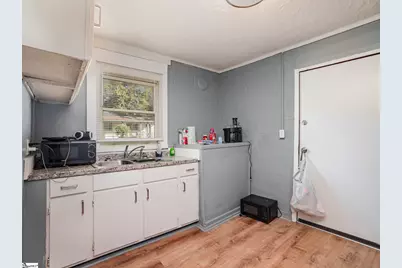 17 Bridwell Avenue, Greenville, SC 29607 - Photo 8