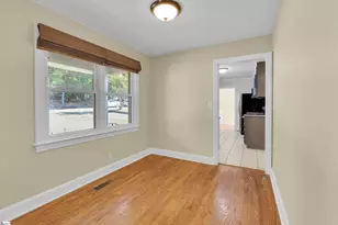 220 Scarlett St, Greenville, SC 29607 - Photo 4