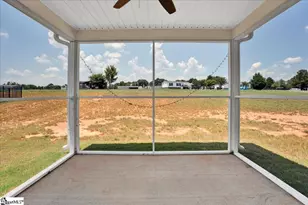 421 Willow Ct, Campobello, SC 29322 - Photo 14