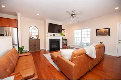 216 Louisville Drive, Greenville, SC 29607 - Photo 2