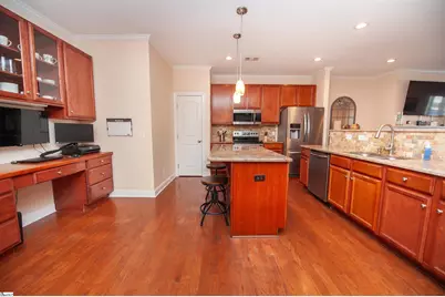 216 Louisville Drive, Greenville, SC 29607 - Photo 12