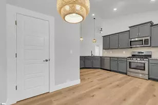 624 Lombard Dr, Boiling Springs, SC 29316 - Photo 10