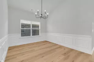 624 Lombard Dr, Boiling Springs, SC 29316 - Photo 12