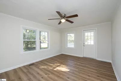 5060 Keowee School Road, Seneca, SC 29672 - Photo 4