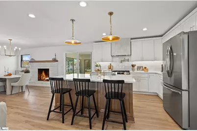 824 Cumberland Drive, Greer, SC 29651 - Photo 6