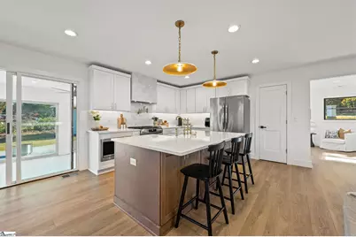 824 Cumberland Drive, Greer, SC 29651 - Photo 8