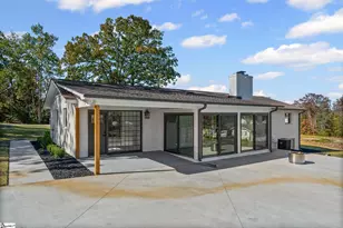 824 Cumberland Dr, Greer, SC 29651 - Photo 4