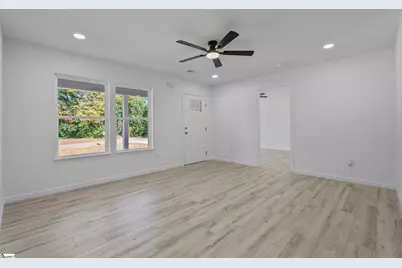 583 Humphrey Street, Spartanburg, SC 29301 - Photo 4