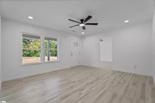 583 Humphrey St, Spartanburg, SC 29301 - Photo 4