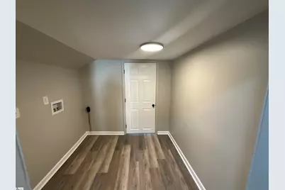 505 E Robinson Street, Gaffney, SC 29340 - Photo 10