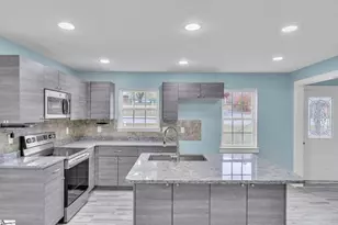 2505 E Tyger Bridge Rd, Greer, SC 29651 - Photo 2