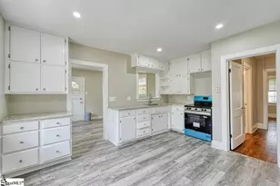 135 White Oak Rd, Spartanburg, SC 29301 - Photo 8