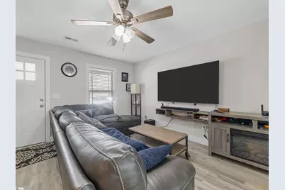 17 Pamela Drive, Greenville, SC 29611 - Photo 4