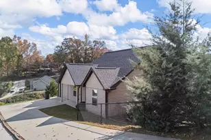 17 Pamela Dr, Greenville, SC 29611 - Photo 28