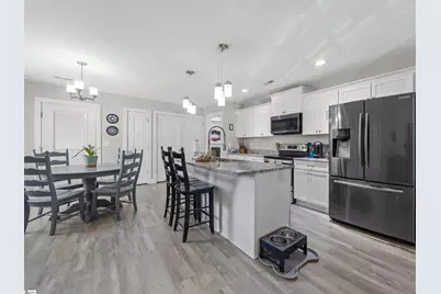 17 Pamela Drive, Greenville, SC 29611 - Photo 6