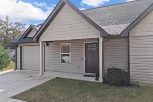 17 Pamela Dr, Greenville, SC 29611 - Photo 2