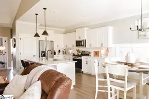 831 Orchard Valley Ln, Boiling Springs, SC 29316 - Photo 6