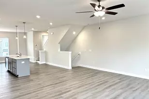 11 Pikewood Ln, Greenville, SC 29607 - Photo 8