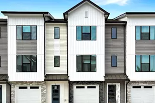 11 Pikewood Ln, Greenville, SC 29607 - Photo 1