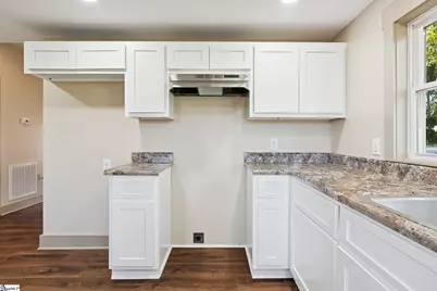 104 W First Street, Williamston, SC 29697 - Photo 10