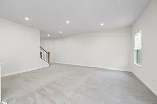 518 Martin Crk Dr, Simpsonville, SC 29680 - Photo 8