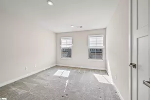 518 Martin Crk Dr, Simpsonville, SC 29680 - Photo 14