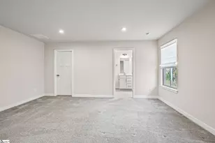 518 Martin Crk Dr, Simpsonville, SC 29680 - Photo 10