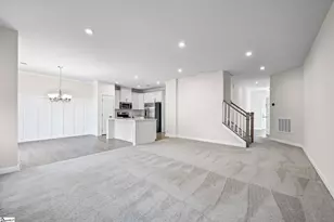 518 Martin Crk Dr, Simpsonville, SC 29680 - Photo 2