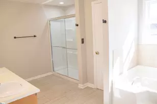 905 Pace Bridge Rd, Easley, SC 29640 - Photo 8