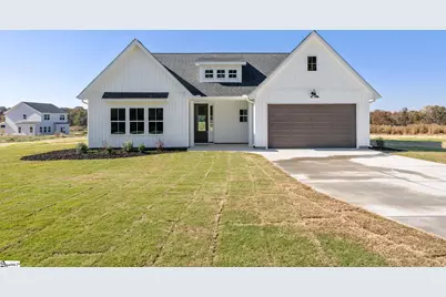 95 Henderson Road, Gray Court, SC 29645 - Photo 1
