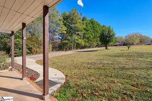 127 Michelle Dr, Chesnee, SC 29323 - Photo 2