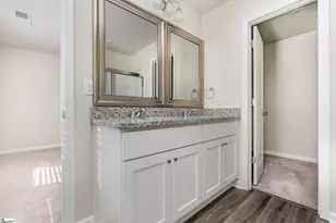 643 Blossom Run, Spartanburg, SC 29307 - Photo 16