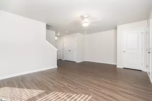 647 Blossom Run, Spartanburg, SC 29307 - Photo 6