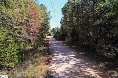 1206 Cheek Circle, Gray Court, SC 29645 - Photo 2