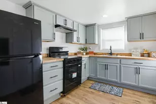 44 Clark St, Laurens, SC 29360 - Photo 8